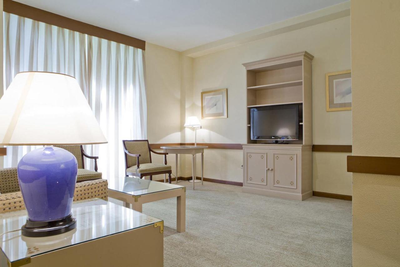 Espahotel Plaza Basilica Madrid Zimmer foto